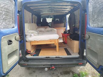 Opel vivaro 2.0 84kw - 10