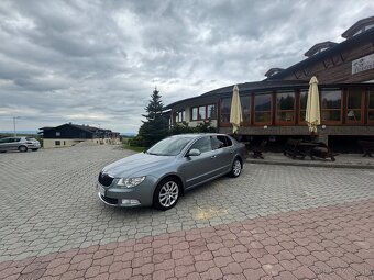 ŠKODA SUPERB 2.0 TDI - 10