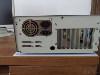 Predám desktop PC 386-16 MHz - 10
