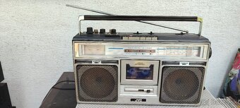 Radiomagnetofon JVC - 10