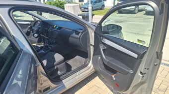 Škoda octavia combi 1.6 TDI - 10