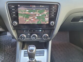Škoda Octavia Combi 1.5 TSI G-TEC Ambition DSG - 10