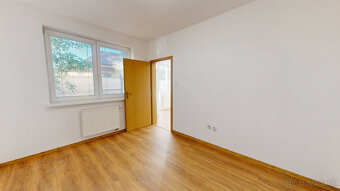 Na predaj 3-izbový byt so záhradkou – Most pri Bratislave,  - 10