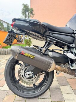 Yamaha FZ8 2013 - 10