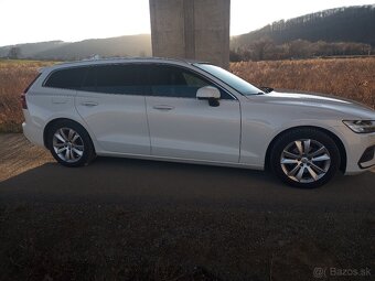 Volvo V60 /D4 Momentum - 10