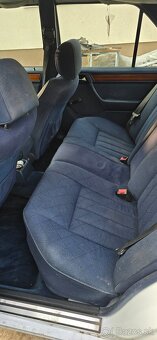 Mercedes w124 250d - 10
