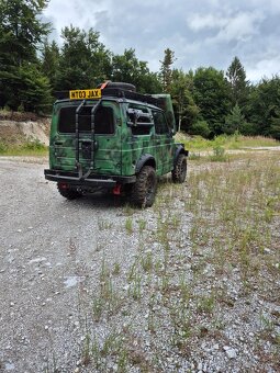 Suzuki samurai - 10