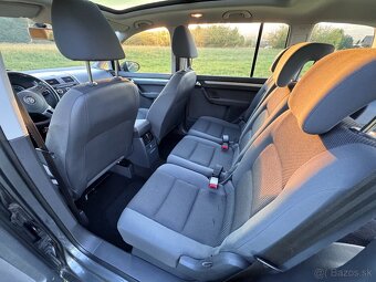 VW TOURAN 2013 1,6tdi 77kw/105k DSG/PANO/LEASING - 10