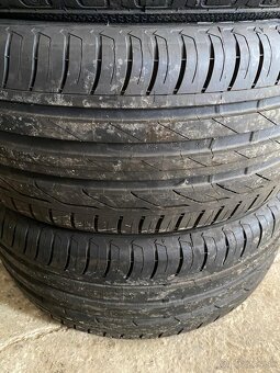 Pneu Bridgestone 245/45 R17 a pneu Barum 235/45 R18 - 10
