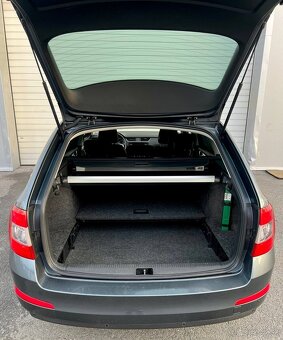 ŠKODA OCTAVIA COMBI 1.6 TDI 81 kW DSG 2015 EDITION - 10