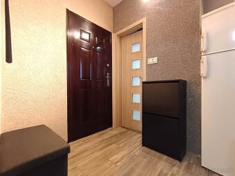 1-izbový byt vo vyhľadávanej lokalite, Nobelovo námestie, BA - 10