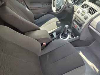 Renault Mégane Classic 1.6 16V - 10