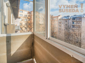 VYMEŇ SUSEDA - Priestranný 2i byt s balkónom pri Steine - 10