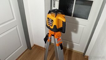 Rotačný laser + príslušenstvo - 10
