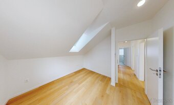 NOVOSTAVBA 4 izb.rodinného domu s dvojgarážou v štandarde - 10