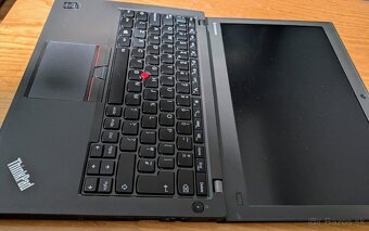 Predám Lenovo ThinkPad X250 8GB/500GB + dock + obal - 10