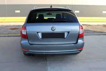 Škoda Superb 2.0 TDI combi - 10