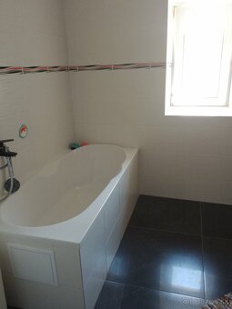 Rodinný dom - dlhodobý prenájom - 10