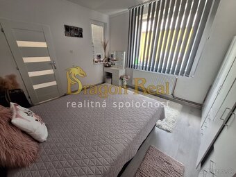 PREDAJ – Rodinný dom po rekonštrukcii – DRAHŇOV - 10