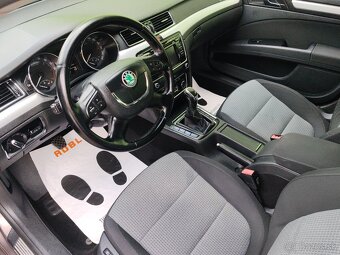 Škoda Superb Combi 1.6 TDI CR Elegance - 10