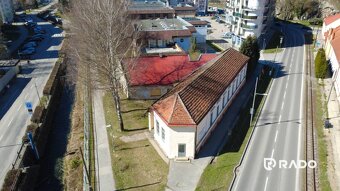 RADO | Administratívna budova v kúpeľnom meste Trenčianske T - 10