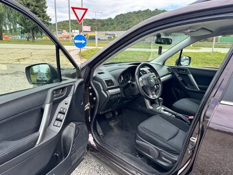 Subaru Forester 2.0i Comfort CVT - 10