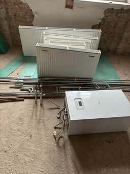 plastove okna + dvere ,plynovy kotol ,radiatory - 10