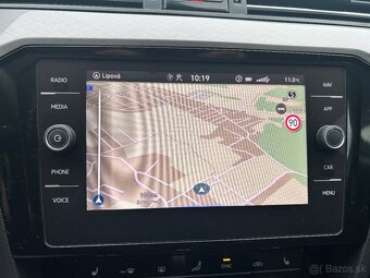Volkswagen Passat B8 Variant 2.0 TDI 4x4 DSG model 2022 DPH - 10