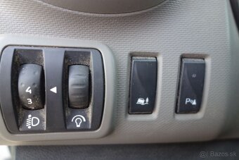 Renault Trafic DRIVE 1,6DCi 92kW 2 x Šoupačky 2018 138t. k - 10