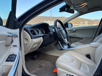 Volvo S60 SUMMUM D5 158Kw AT6 - 10