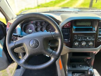 Predám Mitsubishi Pajero 2.5 TD 68000km - 10