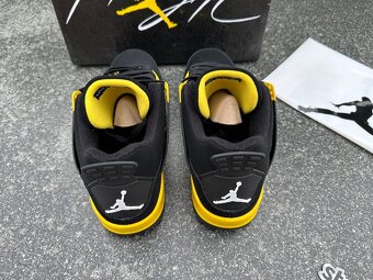 Air Jordan 4 Retro Thunder - 10