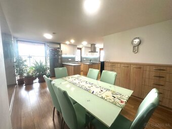 Rodinný dom snov v Košeci – priestranný bungalov s dvojgaráž - 10