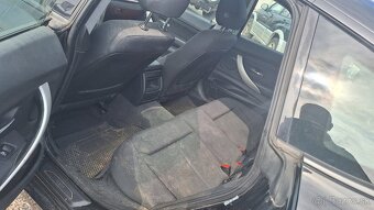 BMW 318 D SEDAN - 10