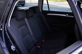 Volkswagen Passat Variant 1.8 TSI - 10