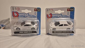 Hot Wheels - 10