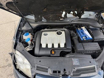 Volkswagen Golf 5 1.9TDI - 10