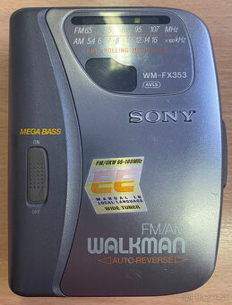 Walkman SONY a AIWA - 10