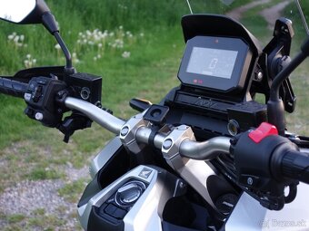 Honda ADV 350 - 10
