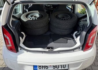 Volkswagen Up 1,0i klima tempomat výhř.sedad benzín manuál - 10