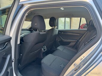 Škoda Octavia Combi 2.0TDi 110kw mod.2021 - 10