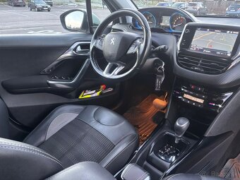 Peugeot 2008 1.2 PureTech 81kw Allure benzín 2017 automat - 10