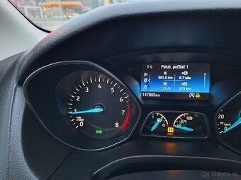 Predám Ford Focus Kombi Titanium - 10