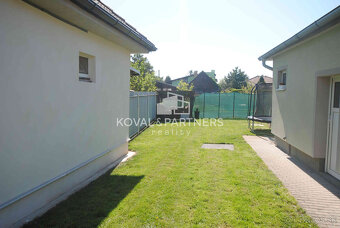 Koval & partners ponúka výhradne na predaj rodinný dom v obc - 10