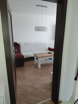 3 izbový byt . - 10