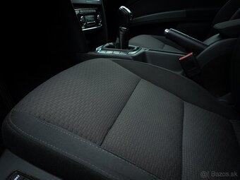 ŠKODA SUPERB COMBI 1.8 TSI 118kW ELEGANCE - XENON NAVI - 10