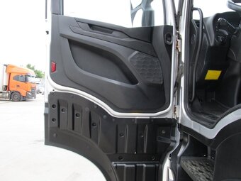 IVECO AS440ST/P LNG - 10