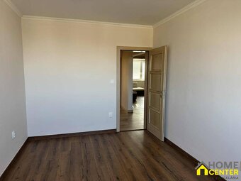 PREDAJ : 3 IZBOVÝ BYT S LOGGIOU, ul. VODNÁ, KOMÁRNO - 10