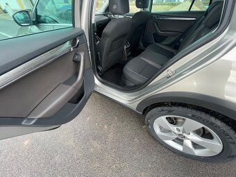 Skoda Octavia Scout 2.0TDI 4x4 - 10