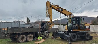Caterpillar 313C - 10
